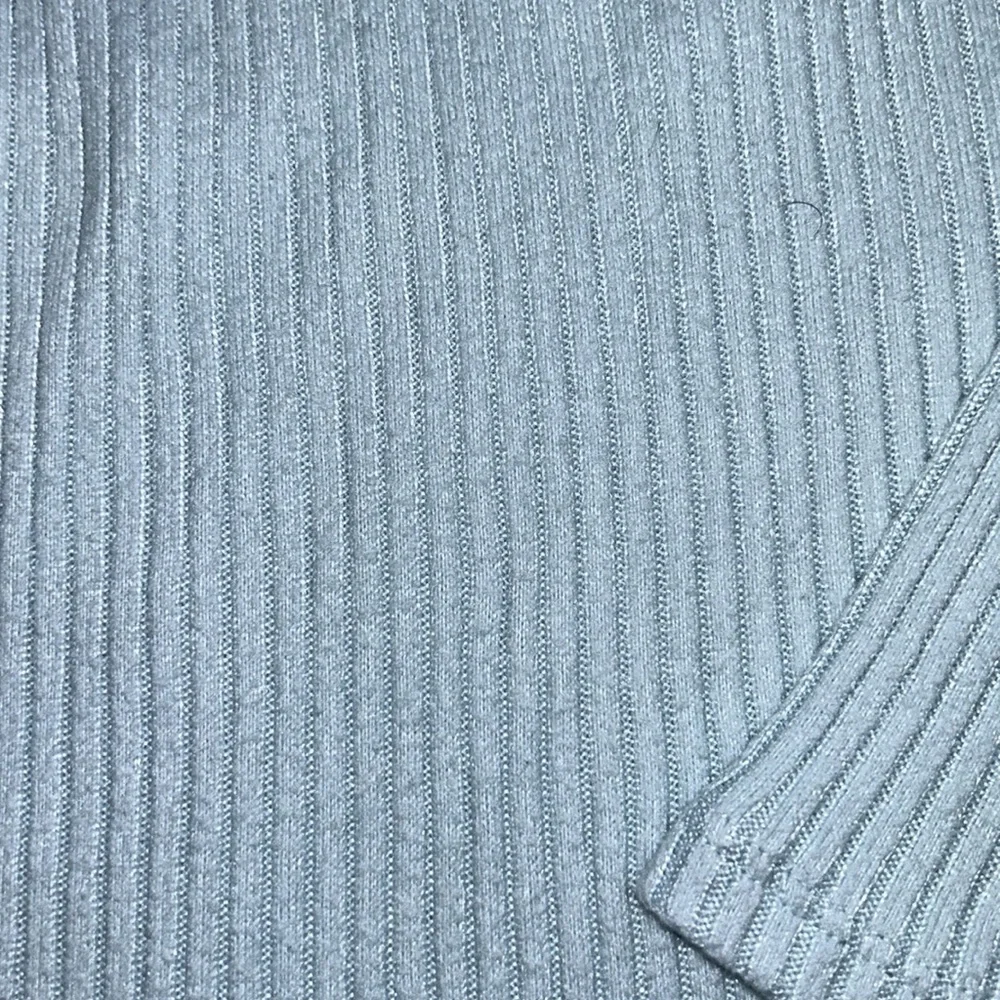 Baby blue American Eagle top S - Picture 4 of 6